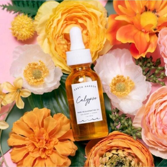 Calypso Vitamin C Moisture Elixir Serum from Earth Harbor - Picture 2 of 7